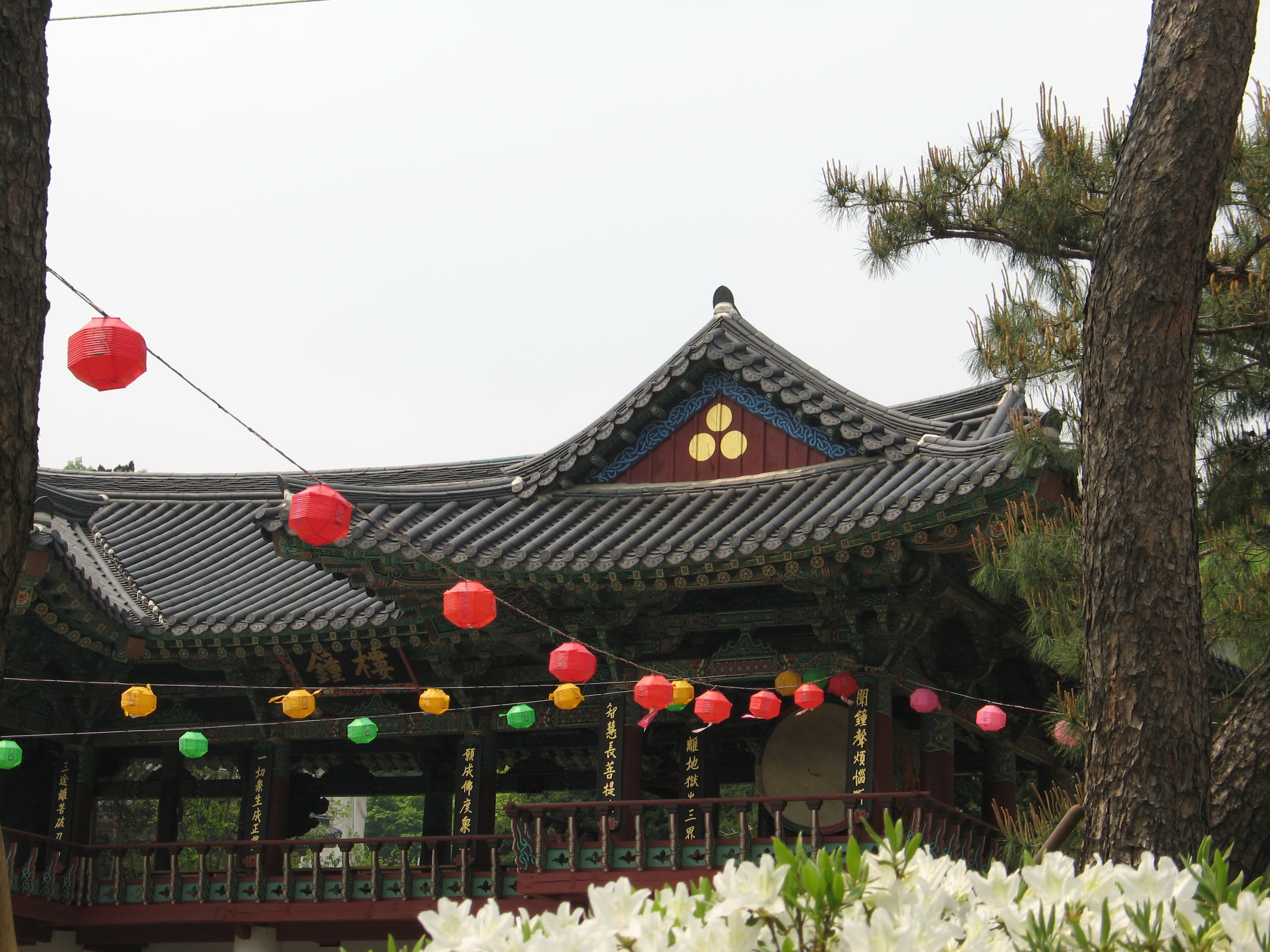 Paper lanterns strung beneath the eaves of a Bongeunsa Temple hall